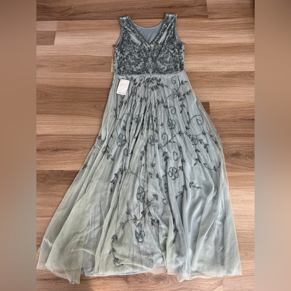 Pisarro Nights Beaded Mesh Gown Size 8 Sleeveless Smoky Gray - Picture 11 of 12